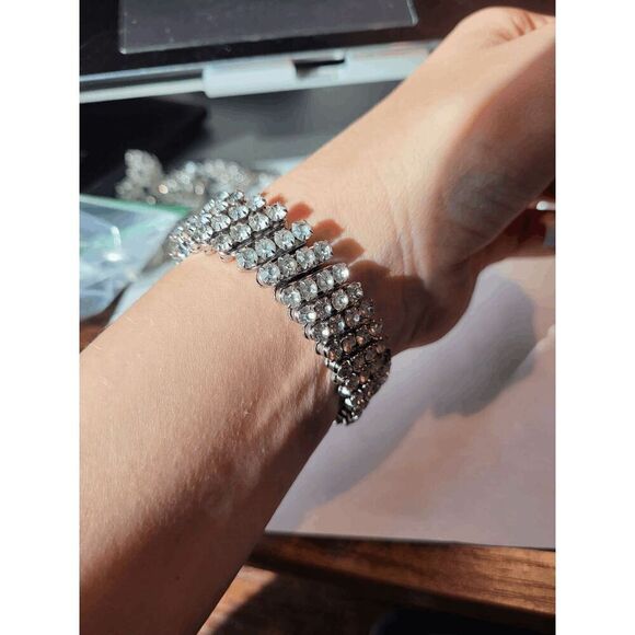 Vintage Jewelry - Vintage Made in Japan Rhinestone Bracelet